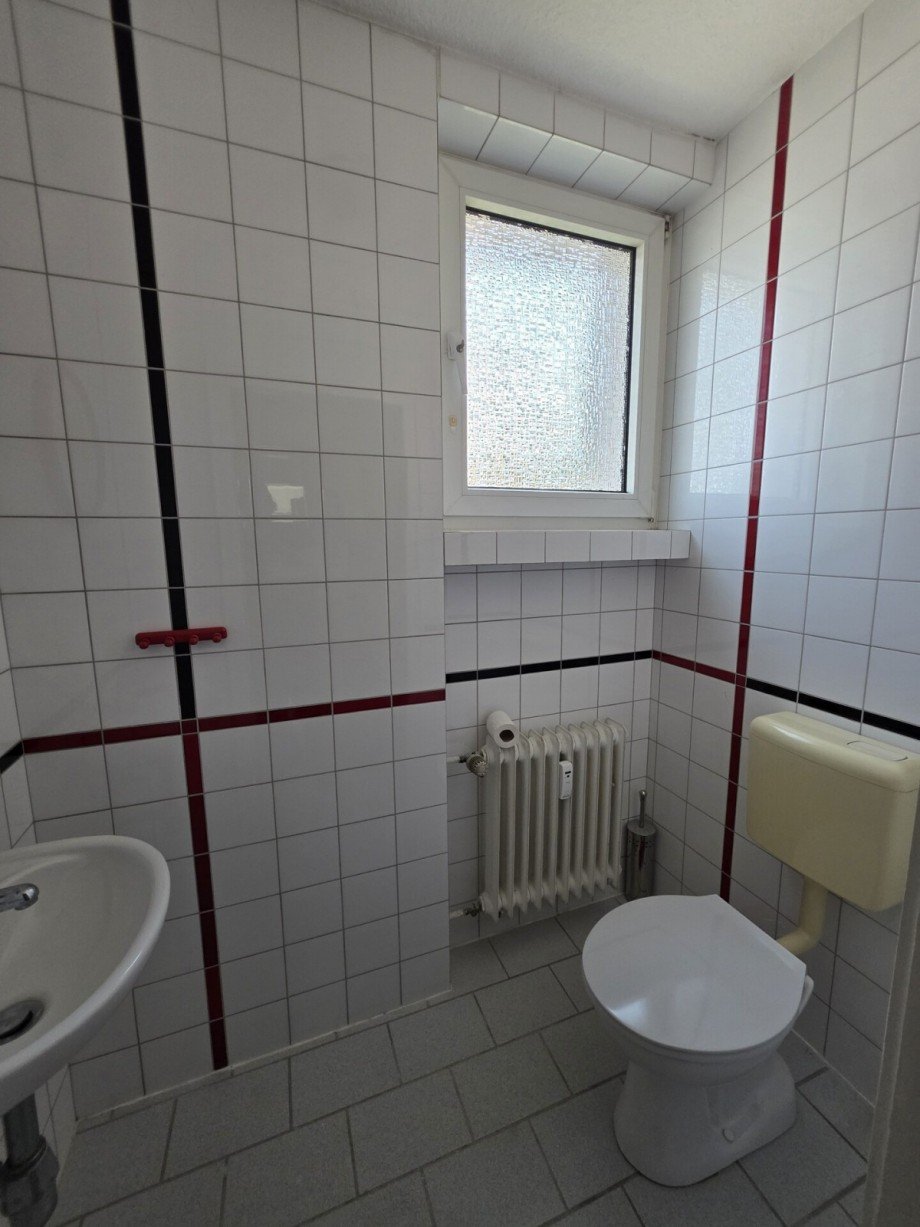 G�ste WC Mehrfamilienhaus D�sseldorf / Hassels