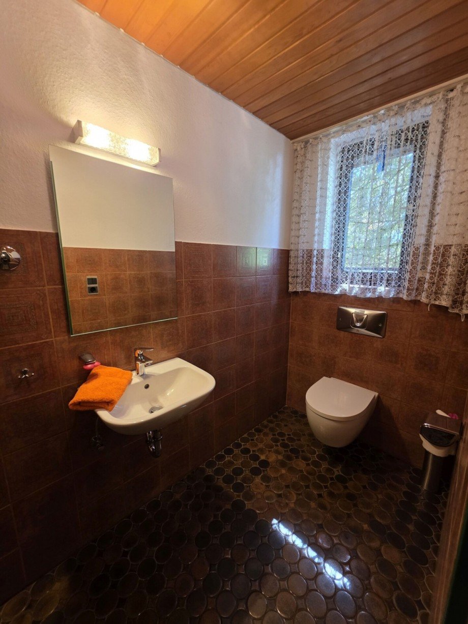 G�ste-WC EG Zweifamilienhaus Solingen / Gr�frath
