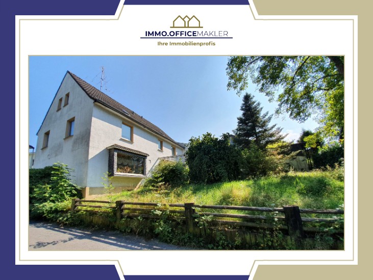 Liegenschaft Stra�e Solingen / H�hscheid Einfamilienhaus H�hscheid: Freistehendes Sanierungsobjekt + Hallen, ca. 1.900 m� Grundst�ck!