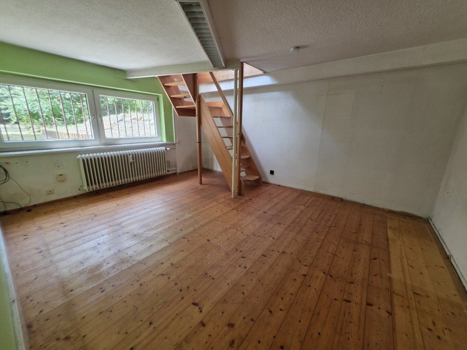 Untergeschoss Mehrfamilienhaus D�sseldorf / Hassels