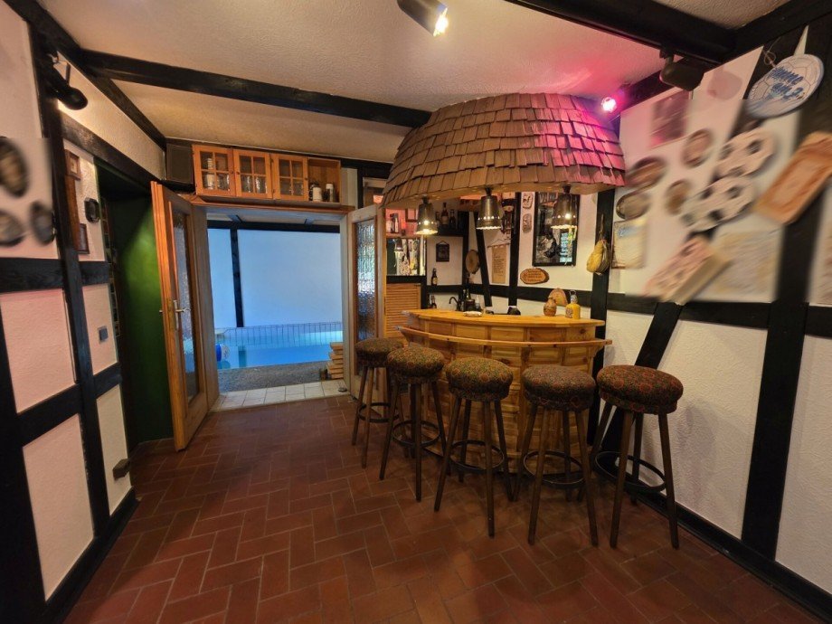 Bar UG Zweifamilienhaus Solingen / Gr�frath