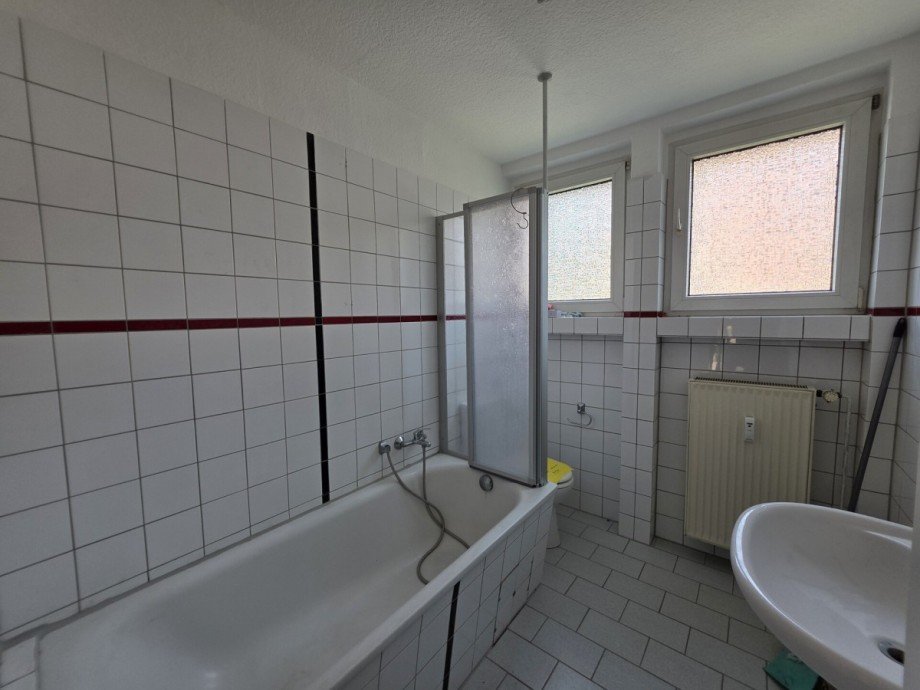 Bad mit Wanne Mehrfamilienhaus D�sseldorf / Hassels