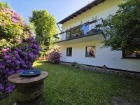 Bild (f31f70de71fde4e394ec461e64fb0867): Gr�frath: Tolles 1-2 Fam.-Haus, mit Sauna und Schwimmbad - am Waldrand - sucht neue Familie!