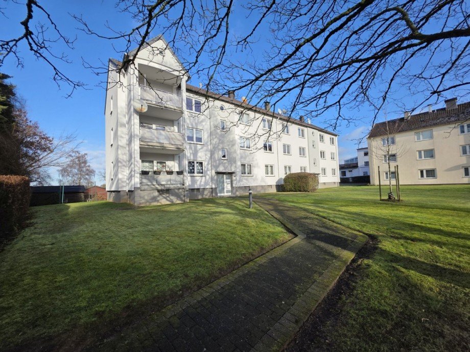 seitliche Ansicht Etagenwohnung Solingen